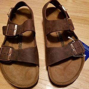 NWT BIRKENSTOCKS SIZE 42 (11.5-12Women/9.5-10 Men)
